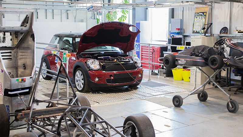 Mechanic Workshop Mini