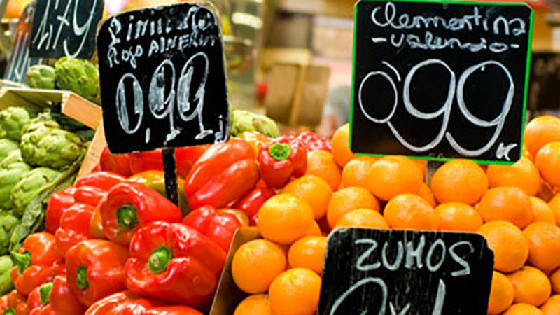 Fruit and veg market