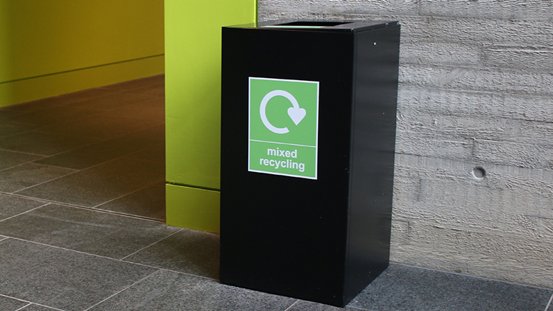 Recycling bin