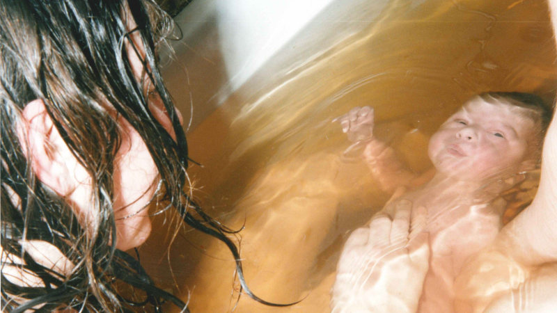 Research shows that labouring or giving birth in water provides clear benefits for healthy mothers and their babies.
