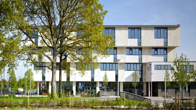 External view of the Crawley Library